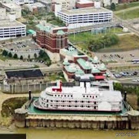 Riverwalk Casino Hotel Vicksburg Bagian luar foto